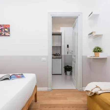 Trevi Fountain Apartment - Zeno 03-2